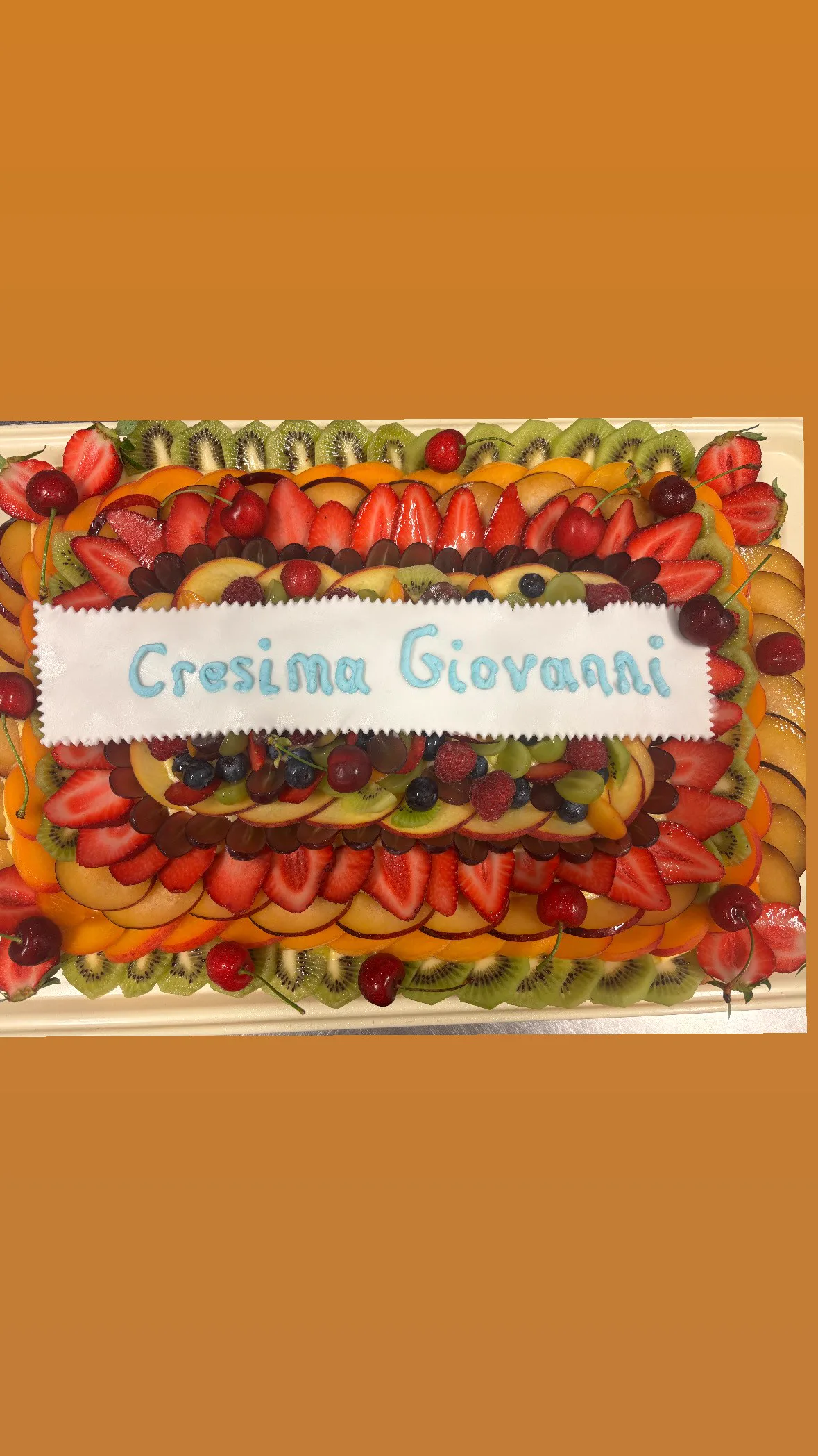 Torta per cerimonia decorata a mano, agriturismo uva Matta