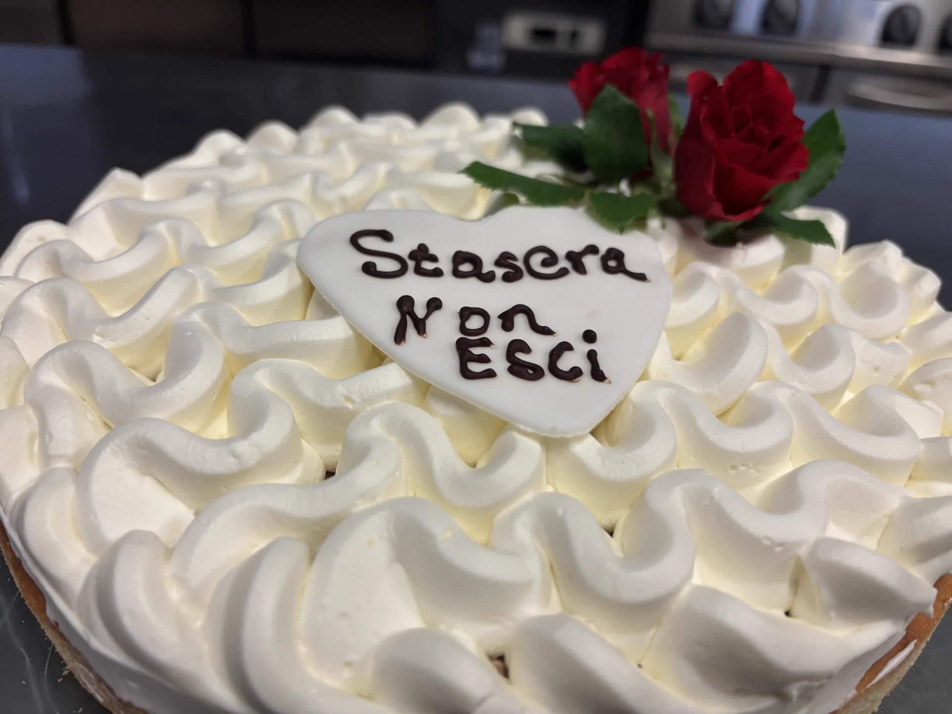 Torta artigianale fatta in casa per una cerimonia all'agriturismo Uva Matta